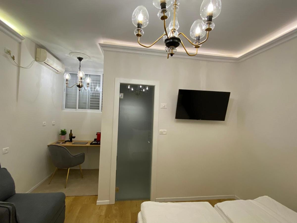 Rothschild Room Petach Tikva Εξωτερικό φωτογραφία