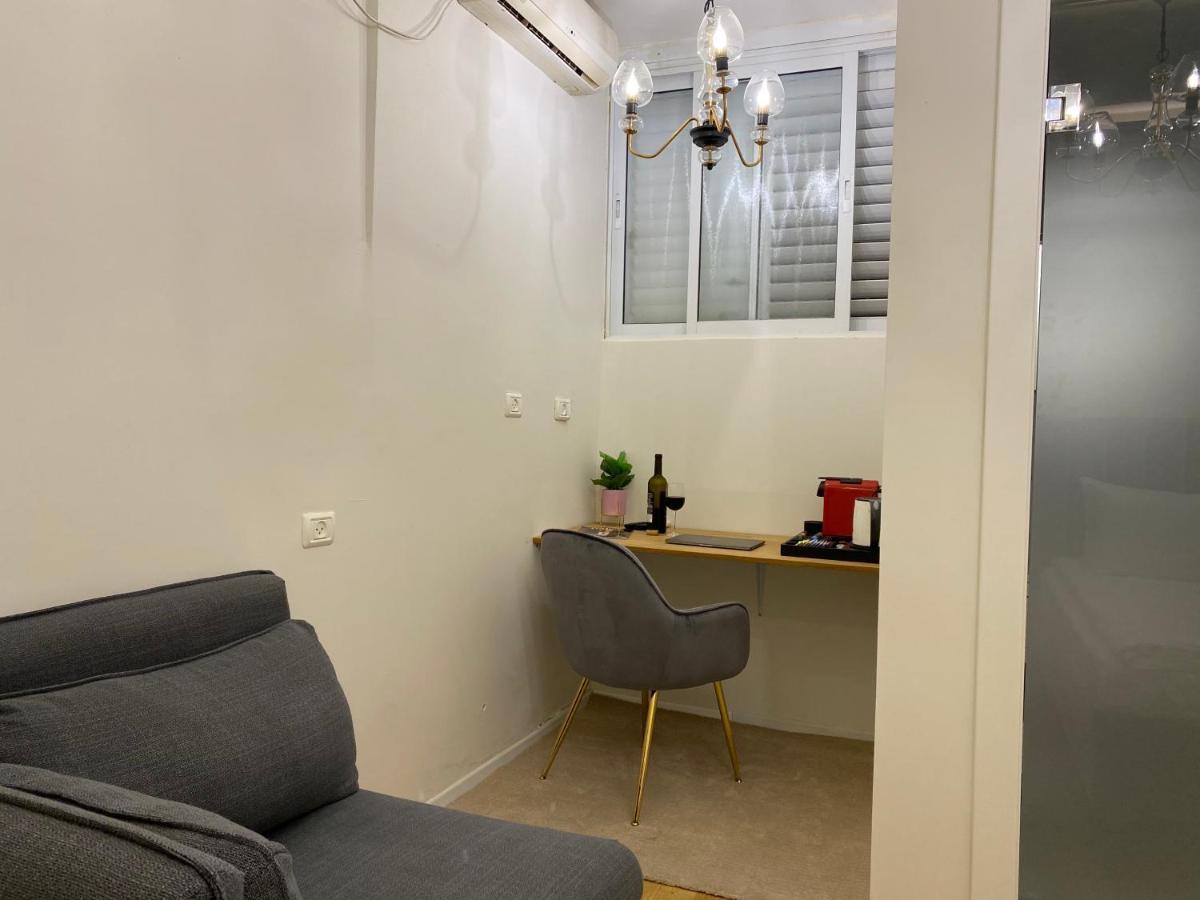 Rothschild Room Petach Tikva Εξωτερικό φωτογραφία